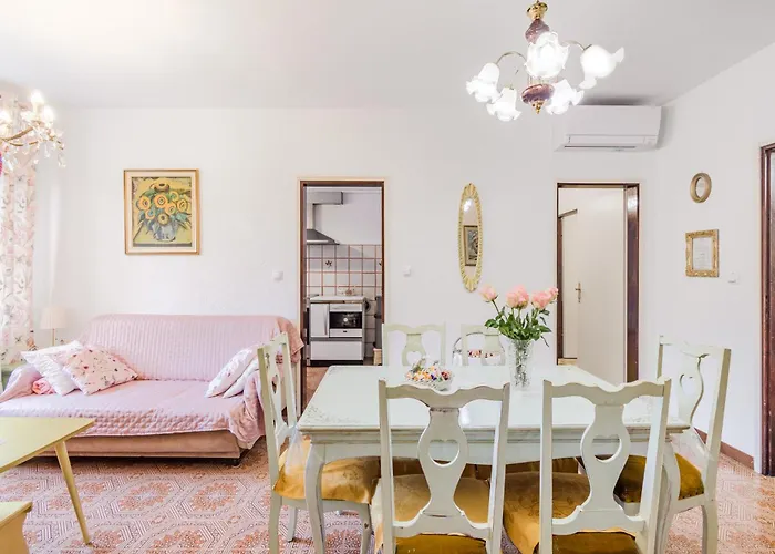 Bella Rosa Lejlighed